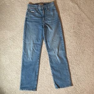 Madewell The Perfect Vintage Straight Jean in Montville Wash - size 24